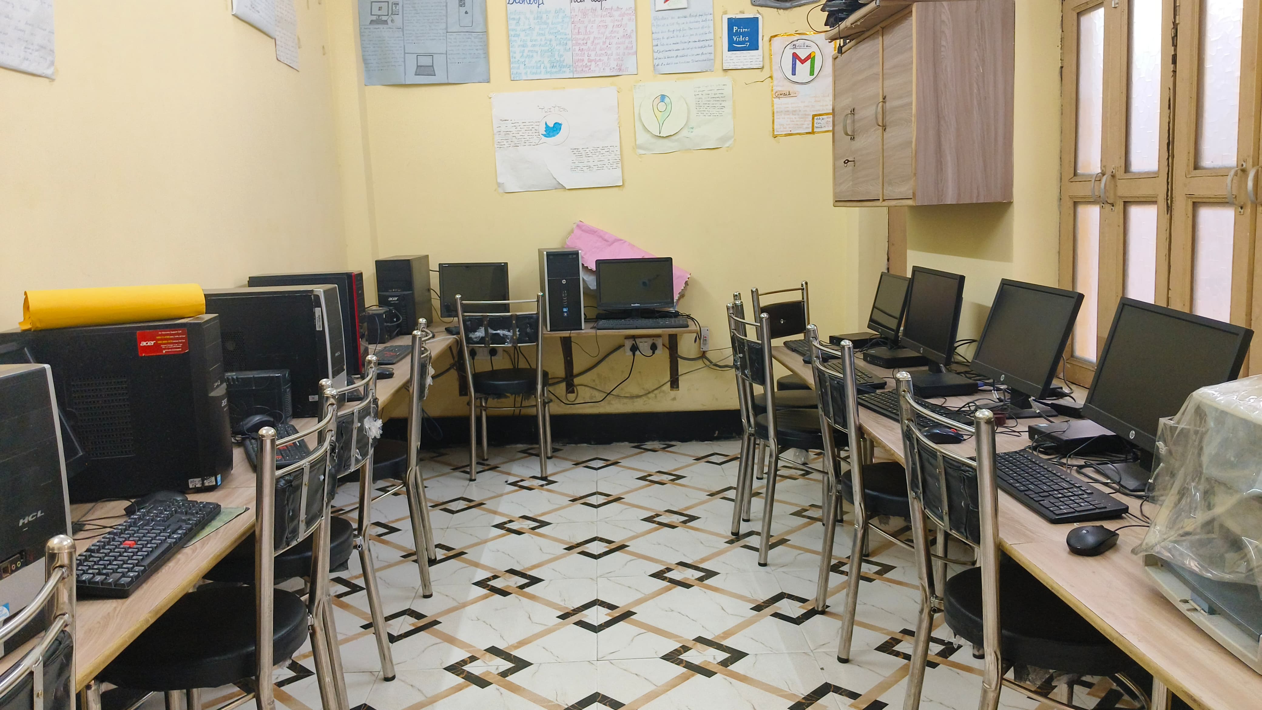 Computer Lab Computer Lab